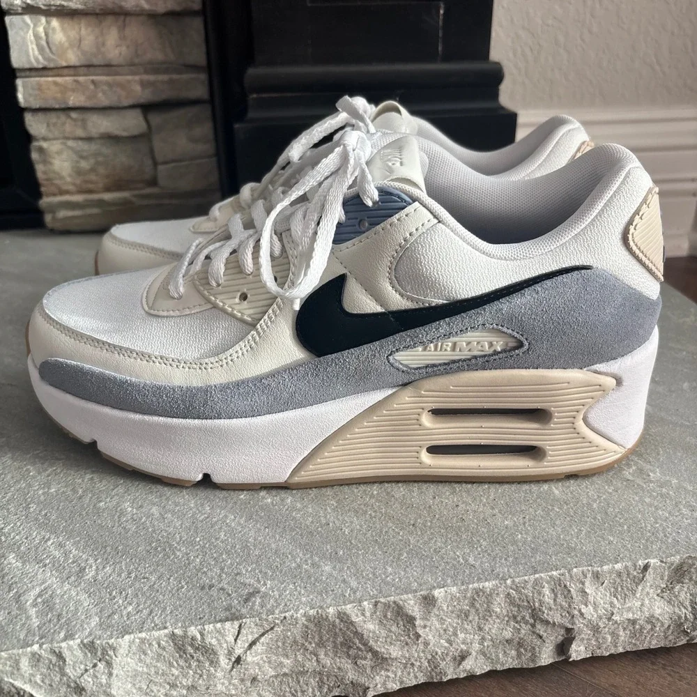 Nike Air Max 90 LV8 Women's Size 10 White Gray Black Sneakers Like New